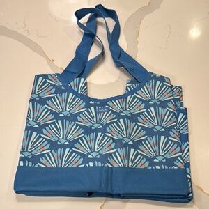 Thirty-one Blue Patterned Tote Bag